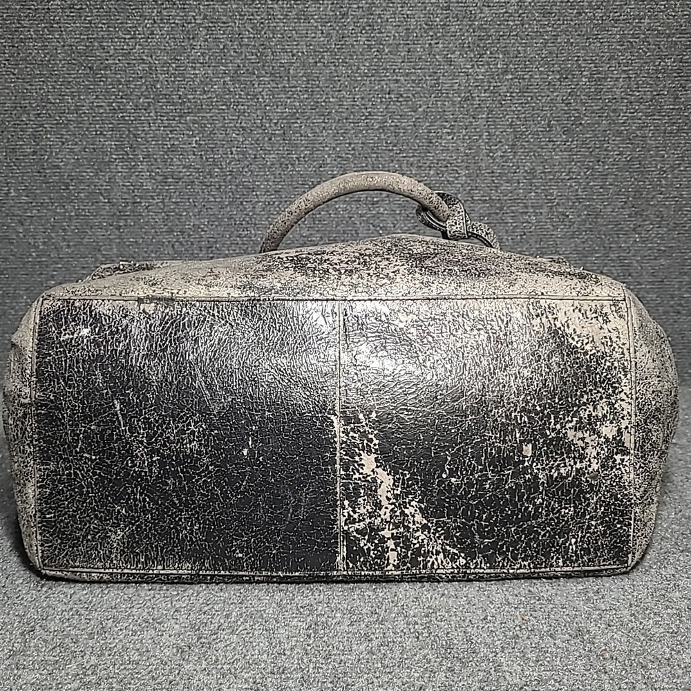 George Gina &‎ Lucy Star Shoulder Bag Black Distressed Leather Handbag - Picture 13 of 16